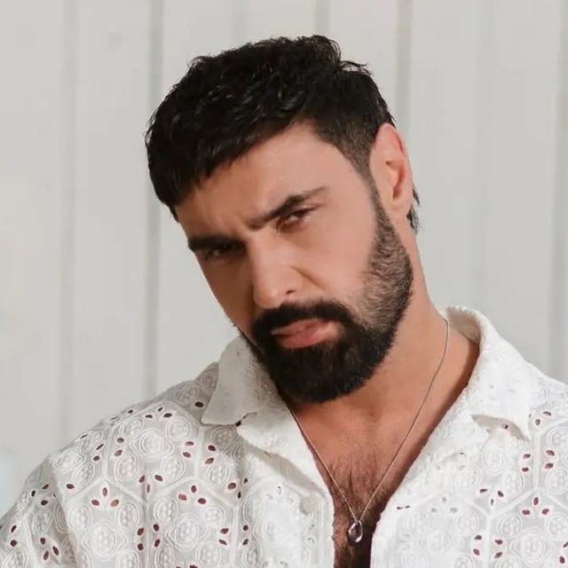 Віталій Козловський представив оновлену версію хіта “Загадай”